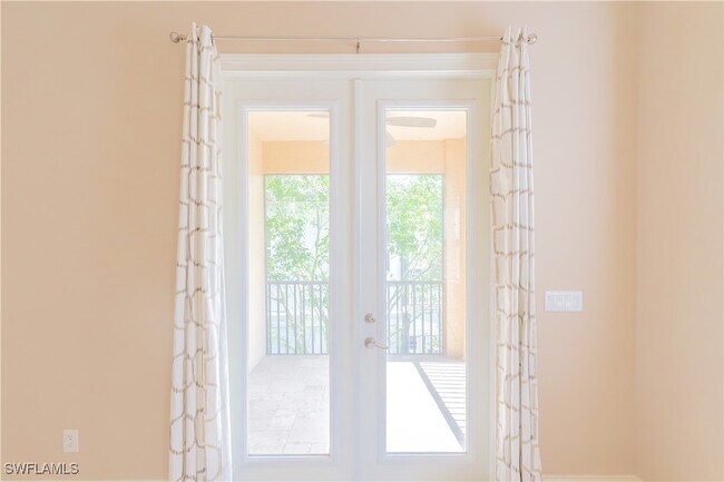 Building Photo - 2915 Coco Lakes Dr