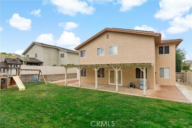 Building Photo - 1472 Pinewood Dr