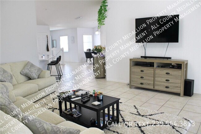 Building Photo - 11620 Navarro Way