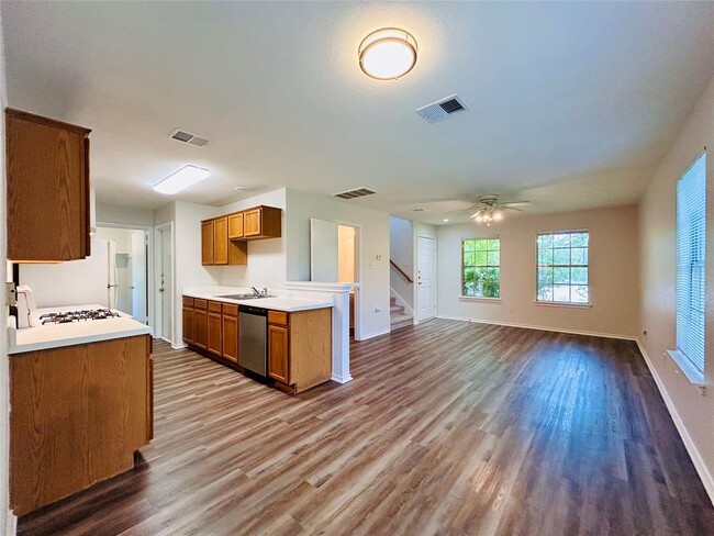 Building Photo - 8508 Apple Carrie Cove