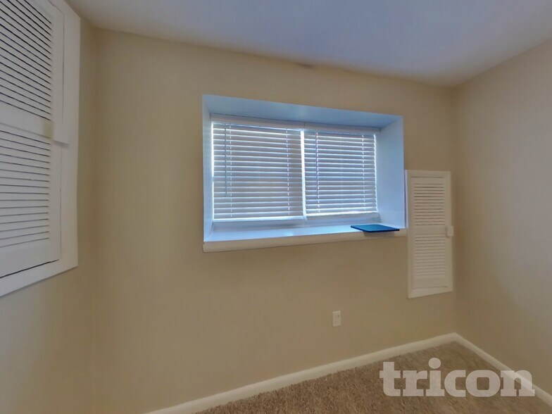 Building Photo - 26 Pickersgill Square