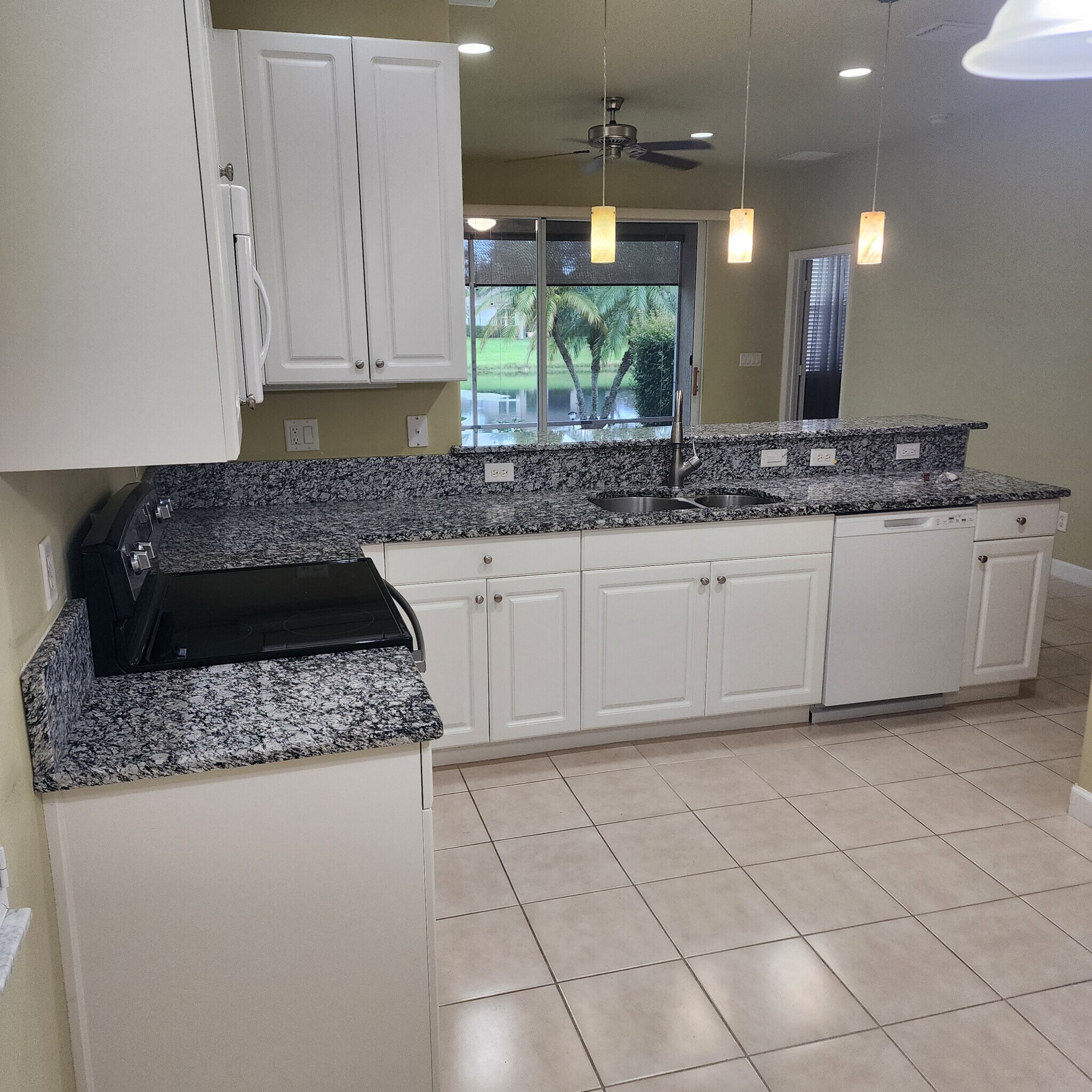 Building Photo - 6648 Liberty Pl