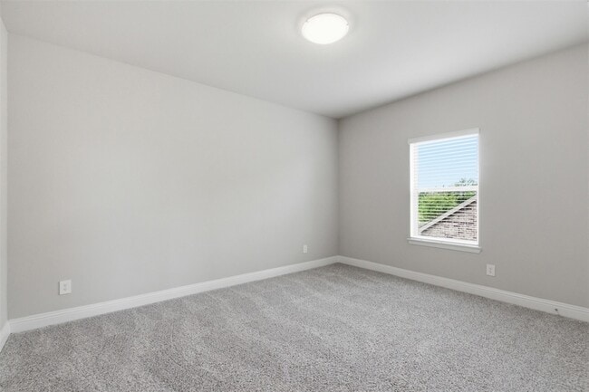 Building Photo - 3537 Ridgecross Dr