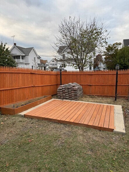 Deck - 40 Glaser Ave