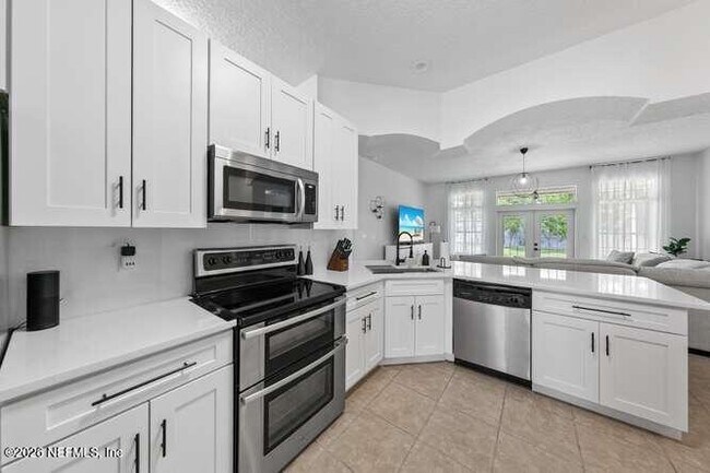 Building Photo - 13525 Chauny Rd