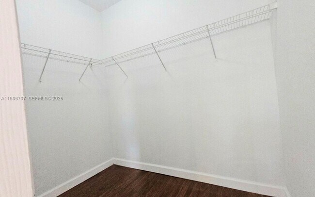 Building Photo - 3252 NW 103rd Pl