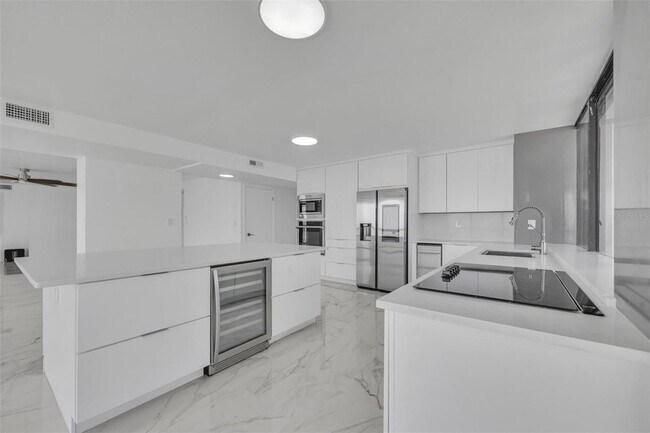 Building Photo - 3000 N Atlantic Ave