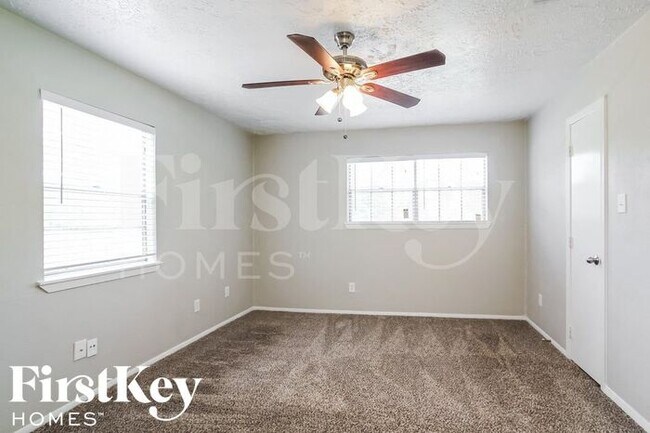 Building Photo - 4222 Chestergate Dr