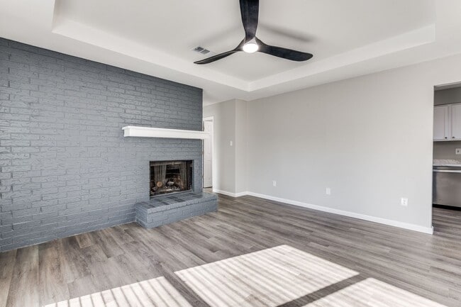 Building Photo - 5304 Wild W Dr