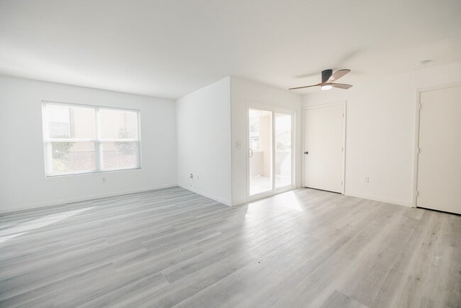 Building Photo - 2300 E Silverado Ranch Blvd