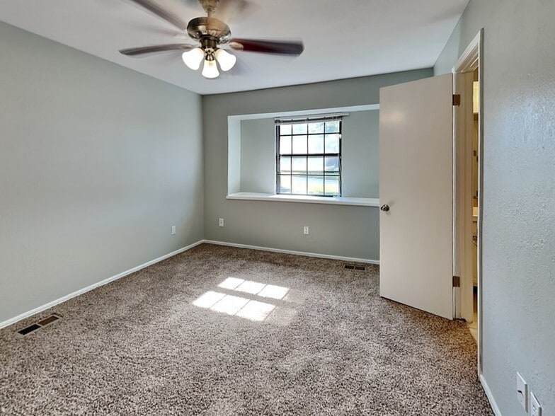 Building Photo - 1817 Tim Dr