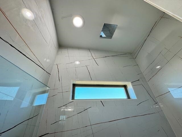 Building Photo - 6702 El Freno Ln