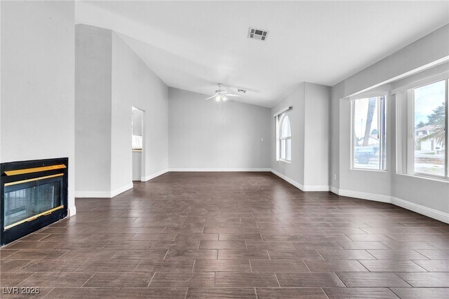 Building Photo - 3975 Duneville St