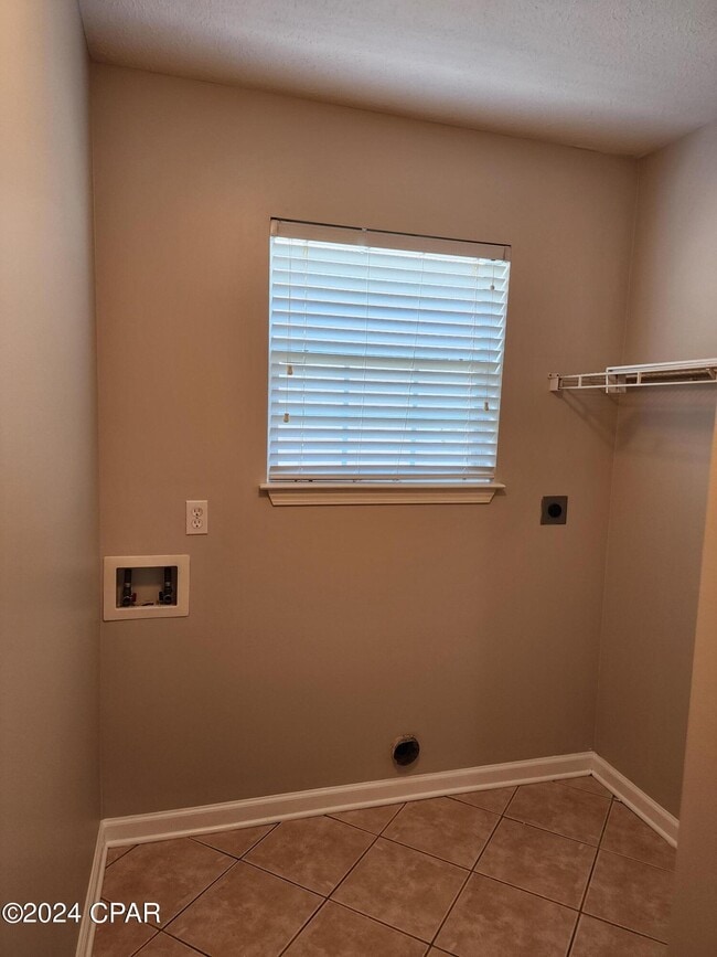 Building Photo - 11711 Cabana Ct