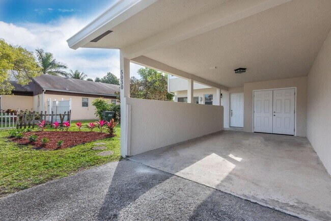 Building Photo - 5030 NW 5th St