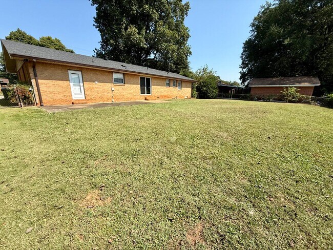 Building Photo - 3311 Mcdow Ave NW