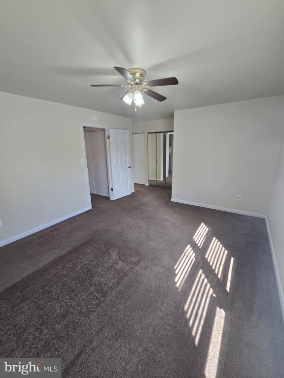 Building Photo - 1003 Spring Valley Ct