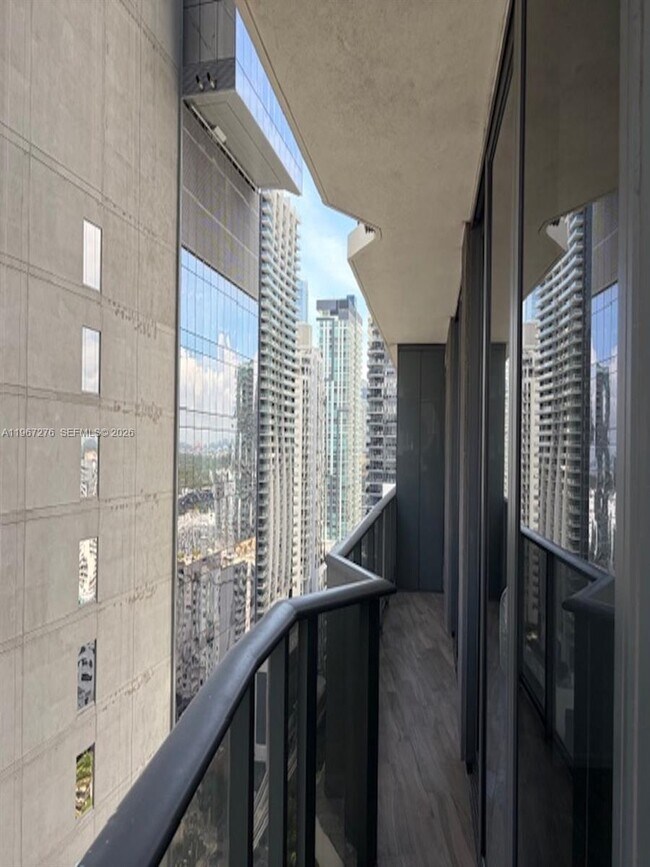 Building Photo - 801 S Miami Ave