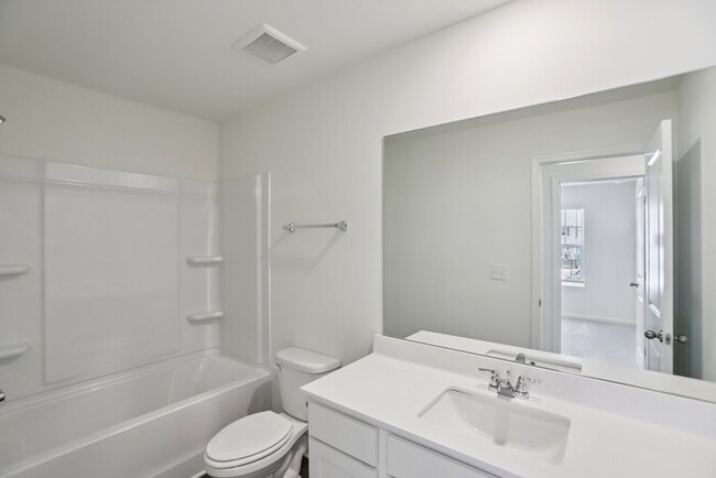 Building Photo - Fantastic 3bd/2.5ba home! Let yourself in!