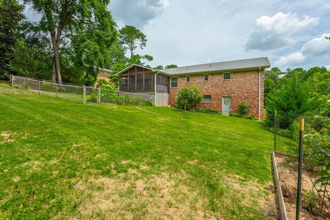 Building Photo - Beautiful East Brainerd Homes