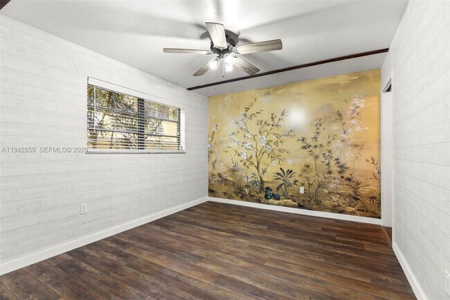 Building Photo - 821 Euclid Ave