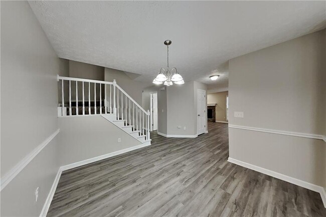 Building Photo - 89 White Oak St