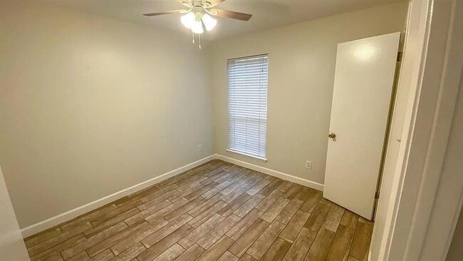 Building Photo - 63 S Wavy Oak Cir