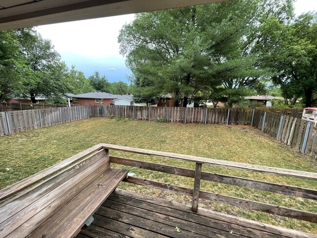 Building Photo - Beautiful 3 bedroom house
