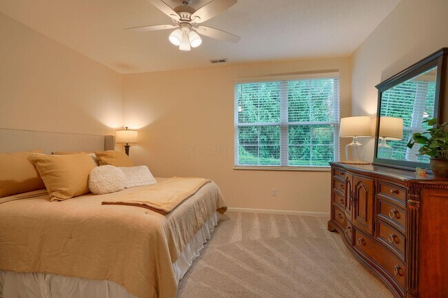 Building Photo - 6183 Donegan Way