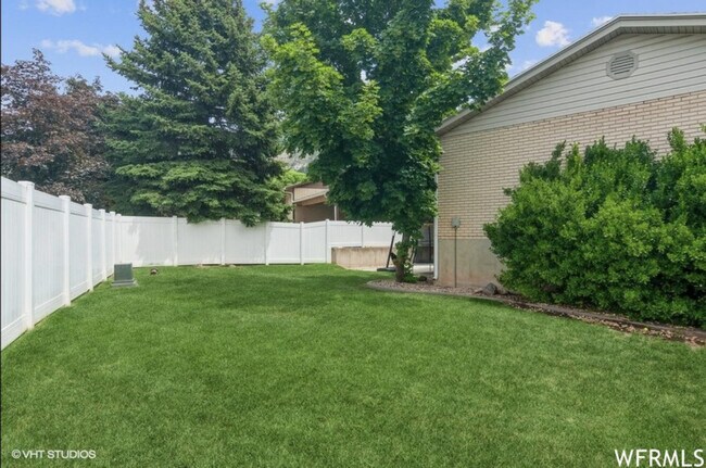 Building Photo - 1746 N 600 E