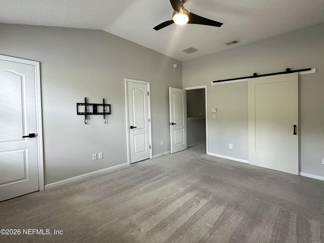 Building Photo - 6131 Bartram Village Dr