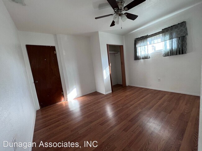 Building Photo - 3 br, 1 bath House - 1301 W Edwards St