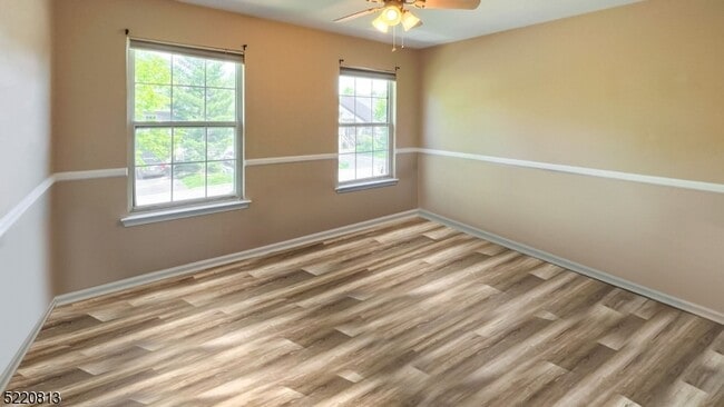 Building Photo - 6 Brookline Ct