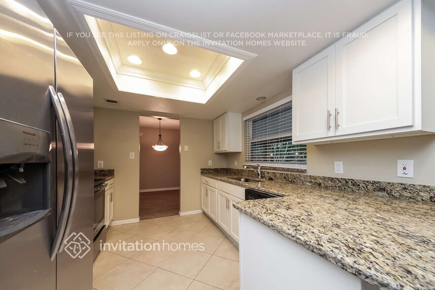Building Photo - 8140 Caraway Dr