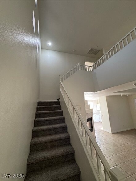 Building Photo - 2721 Pan Pacific Rd