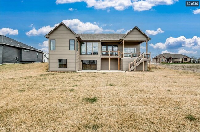 Building Photo - 113 Ciderbluff St