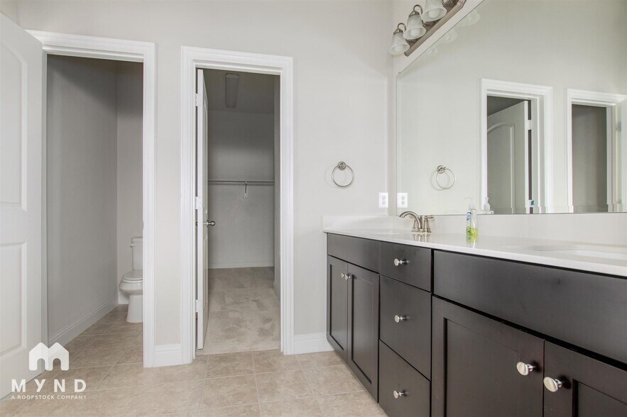 Building Photo - 11516 Annabelle Dr