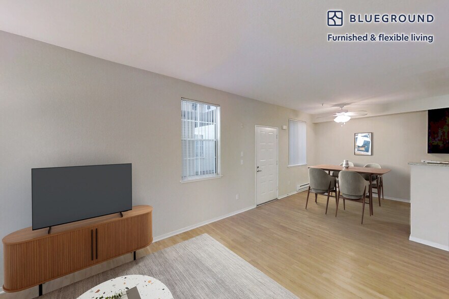 Building Photo - 508 Railway Ave