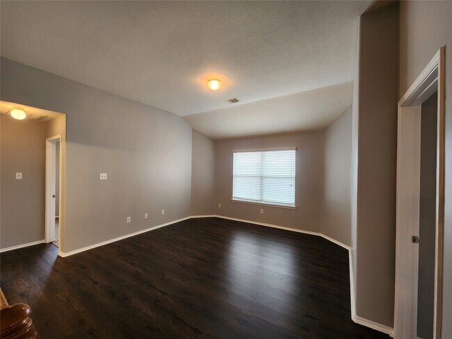 Building Photo - 22034 Guston Hall Ln