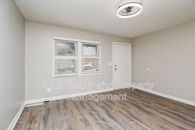 Building Photo - 1097 Smith St SW