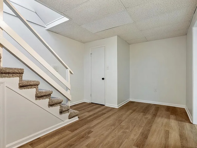 Building Photo - 5614 Balboa Terrace
