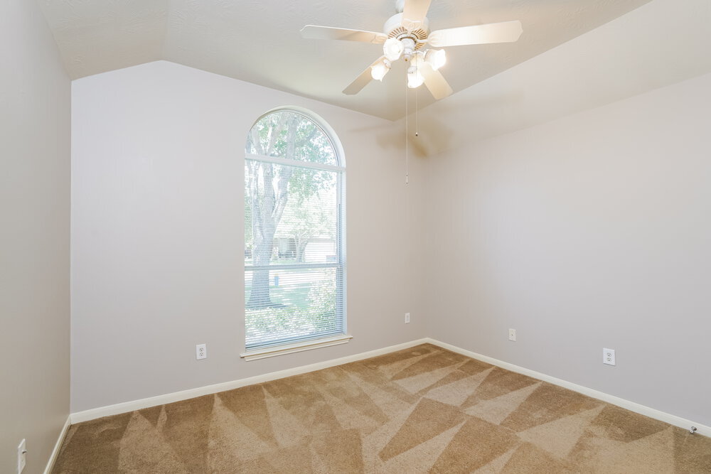 Building Photo - 26019 Chapman Falls Dr