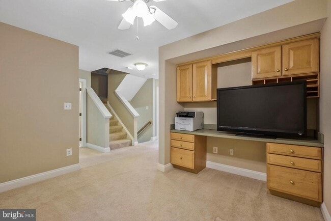 Building Photo - 5114 Vos Ln