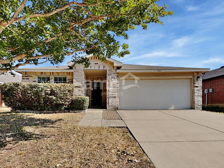 Primary Photo - 1913 J Cheshier Rd