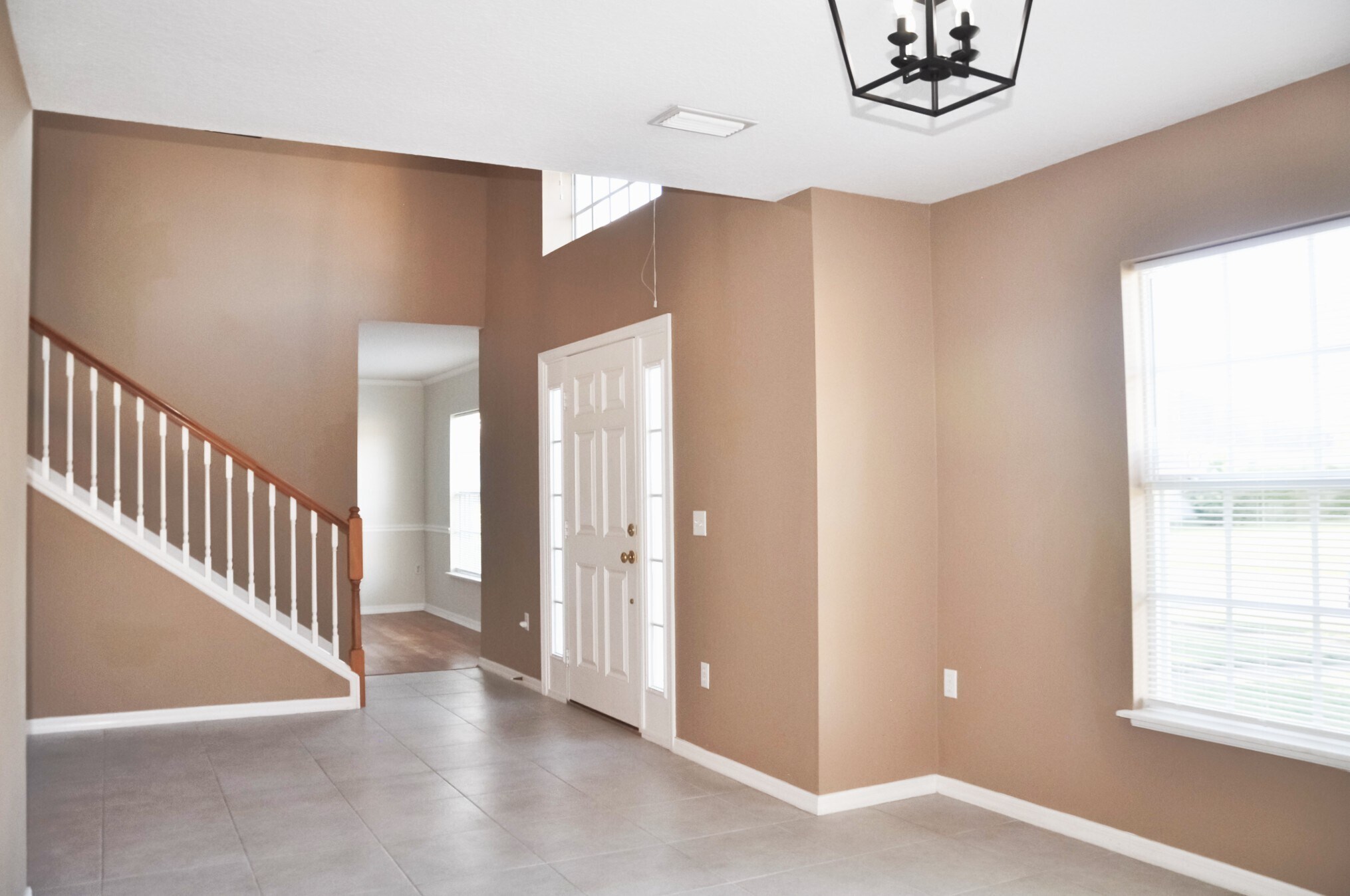 Building Photo - 5855 Orangewood Ln