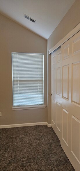 Building Photo - 145 Timber Creek Dr