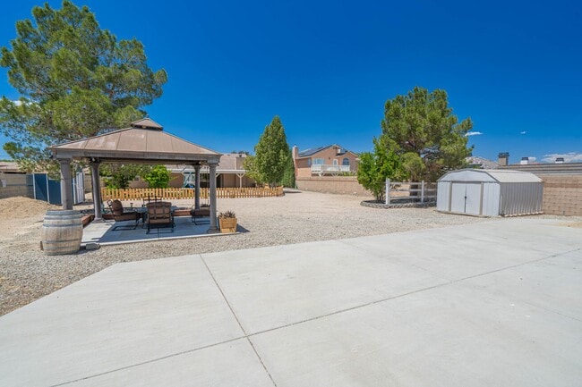 Building Photo - 4-Bedroom Single-Story Home with Solar & RV Parking