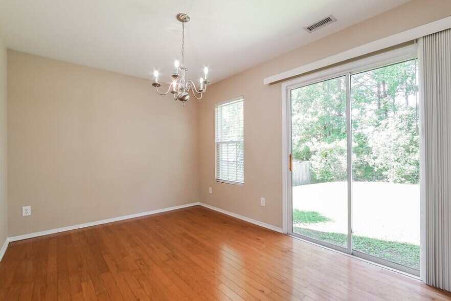 Building Photo - 1013 Lockberry Ct