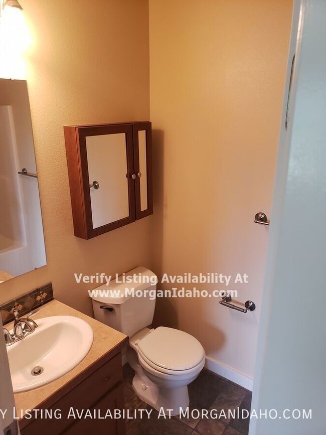 Building Photo - 9221 W Brogan Dr