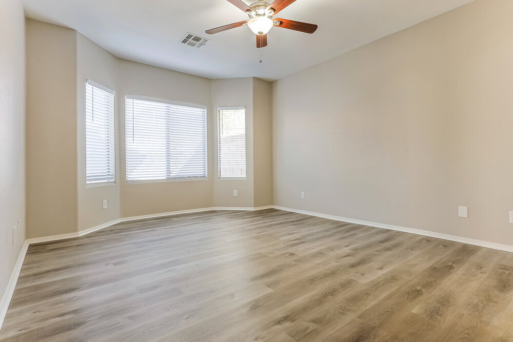 Building Photo - 2741 N Kenton